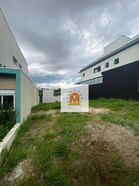 Foto 4 de Terreno / Lote à venda, 250m2 em Jacarei - SP