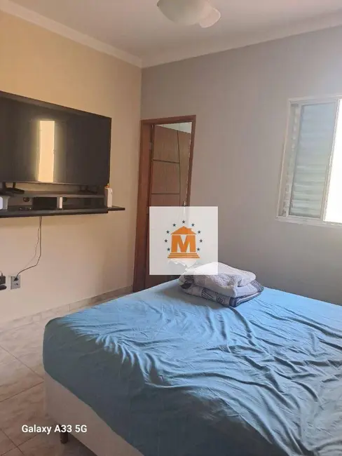 Foto 6 de Sobrado com 2 quartos à venda, 107m2 em Jardim Jacinto, Jacarei - SP