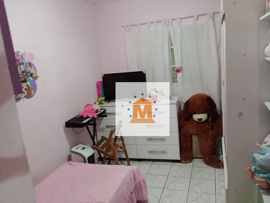 Foto 2 de Casa de Condomínio com 2 quartos à venda, 55m2 em Parque Santo Antônio, Jacarei - SP
