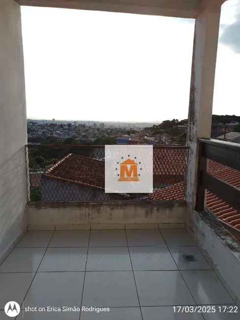 Foto 3 de Sobrado com 3 quartos à venda em Parque dos Príncipes, Jacarei - SP