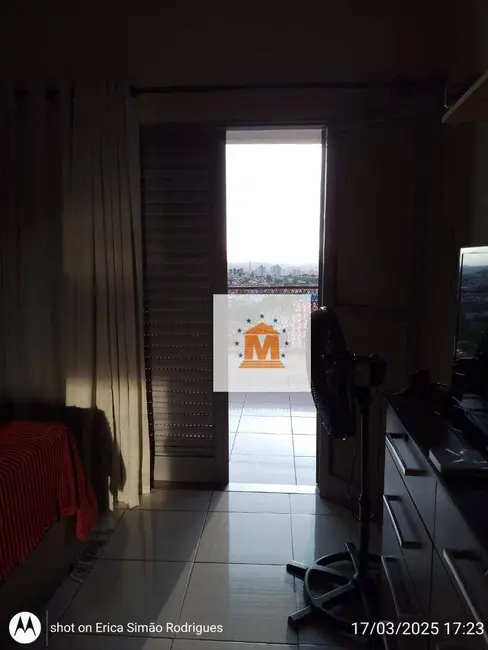 Foto 4 de Sobrado com 3 quartos à venda em Parque dos Príncipes, Jacarei - SP