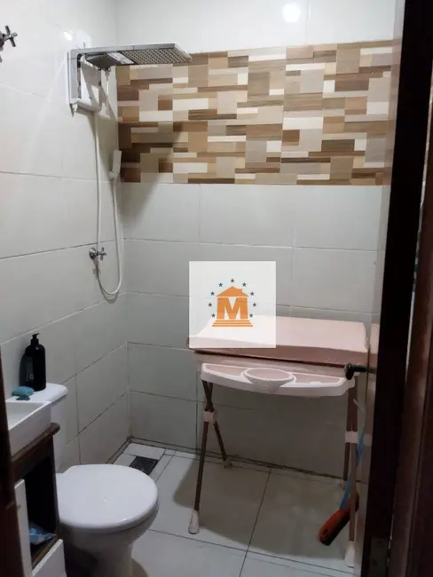 Foto 2 de Casa de Condomínio com 2 quartos à venda, 142m2 em Jardim Coleginho, Jacarei - SP