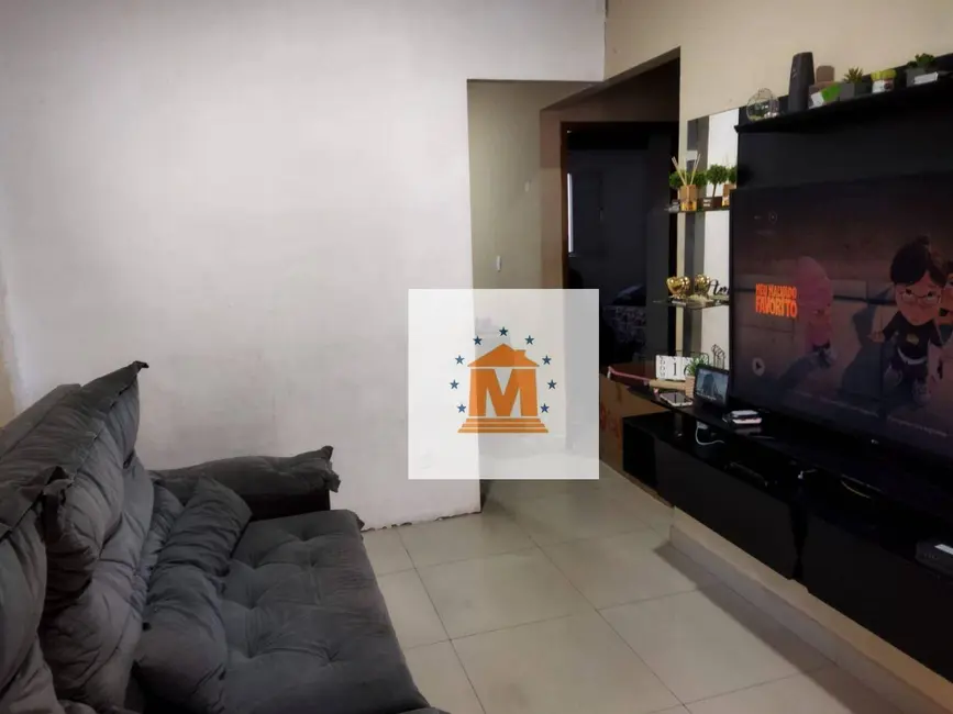 Casa de Condomínio com 2 quartos à venda, 142m2 em Jardim Coleginho, Jacarei - SP - imagem 3 Foto 3 de Casa de Condomínio com 2 quartos à venda, 142m2 em Jardim Coleginho, Jacarei - SP