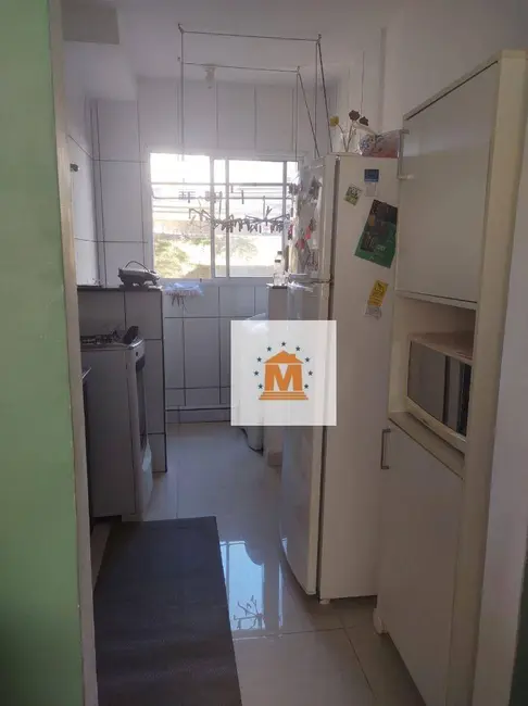 Foto 4 de Apartamento com 2 quartos à venda, 48m2 em Parque Santo Antônio, Jacarei - SP