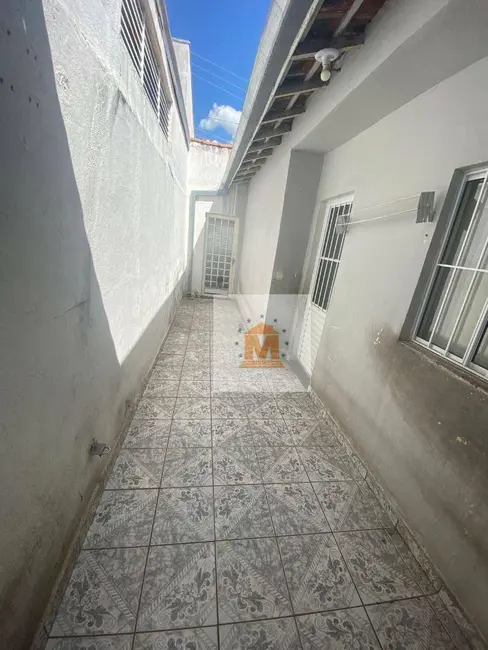 Foto 8 de Casa com 2 quartos à venda, 175m2 em Jardim das Indústrias, Jacarei - SP