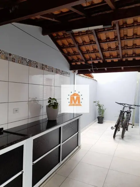 Foto 2 de Casa de Condomínio com 2 quartos à venda, 130m2 em Jardim Maria Amélia, Jacarei - SP