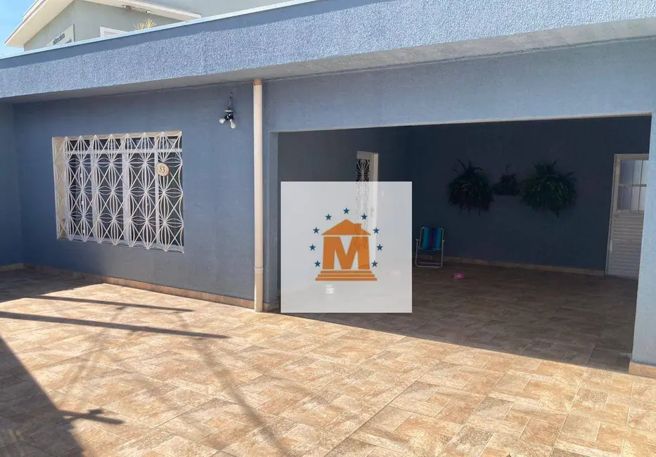 Sobrado com 3 quartos à venda, 215m2 em Jardim Santa Maria, Jacarei - SP - imagem 3 Foto 3 de Sobrado com 3 quartos à venda, 215m2 em Jardim Santa Maria, Jacarei - SP