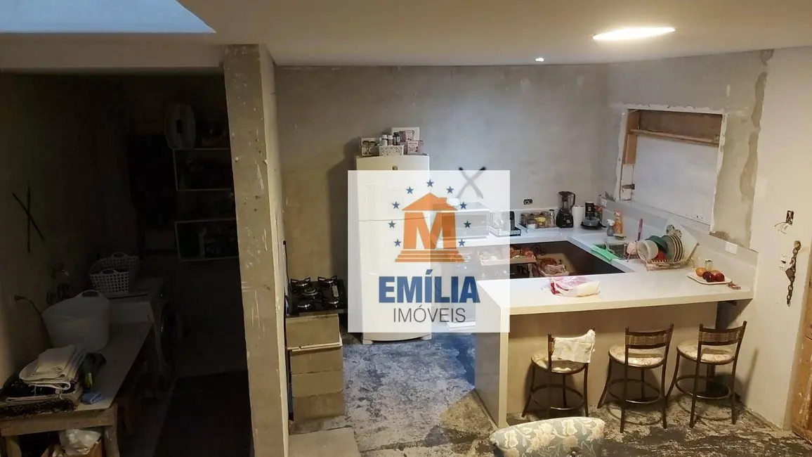 Foto 2 de Sobrado com 1 quarto à venda, 175m2 em Residencial Parque dos Sinos, Jacarei - SP