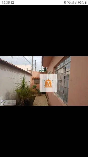 Foto 6 de Casa com 3 quartos à venda em Jardim Jacinto, Jacarei - SP