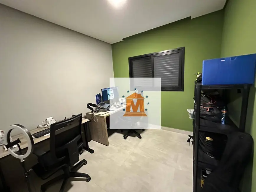 Foto 2 de Sobrado com 4 quartos à venda, 200m2 em Jardim Jacinto, Jacarei - SP
