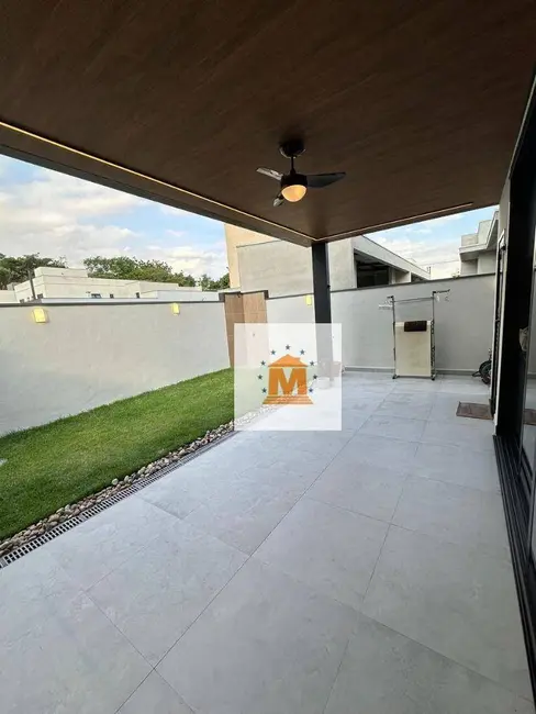 Foto 6 de Sobrado com 4 quartos à venda, 200m2 em Jardim Jacinto, Jacarei - SP