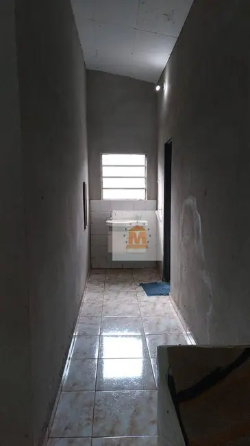 Foto 6 de Chácara com 1 quarto à venda, 1550m2 em Jardim Colônia, Jacarei - SP