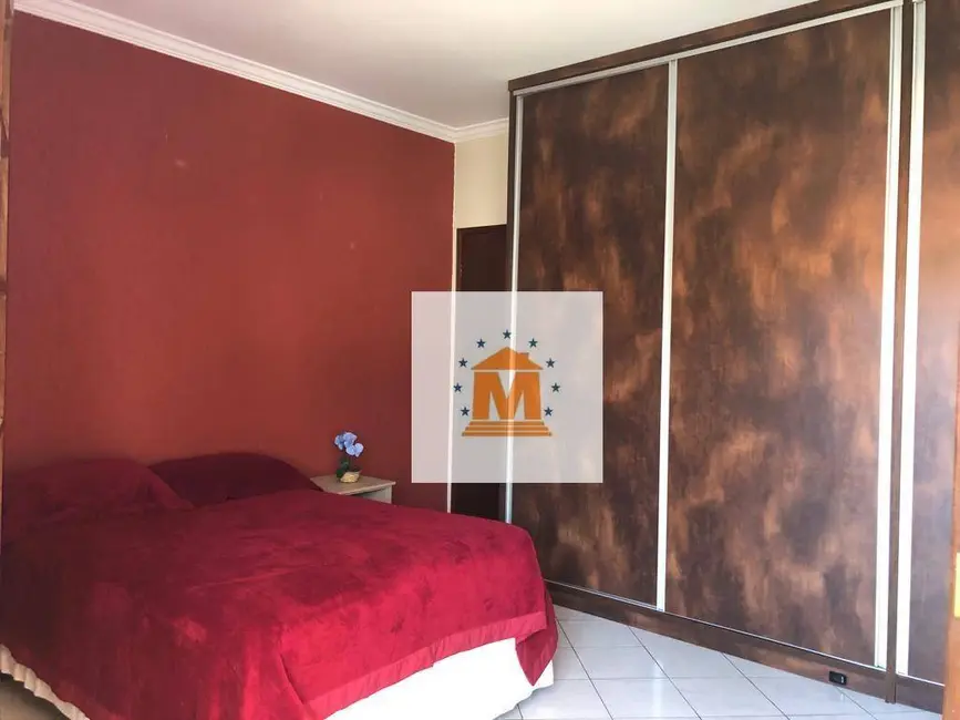 Foto 6 de Sobrado com 4 quartos à venda, 175m2 em Jacarei - SP