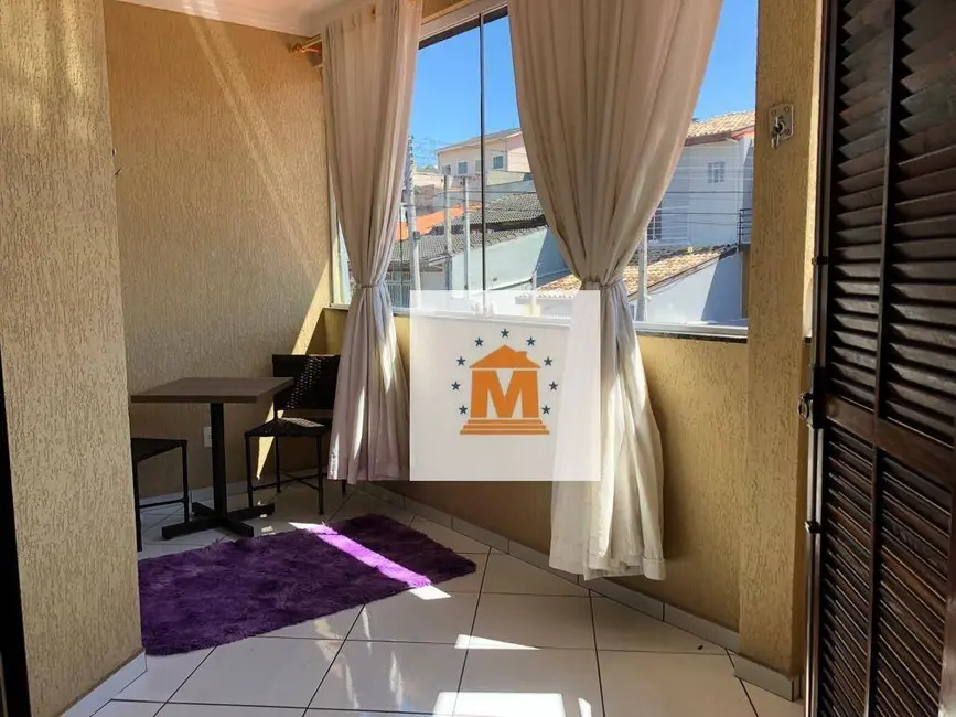 Foto 8 de Sobrado com 4 quartos à venda, 175m2 em Jacarei - SP