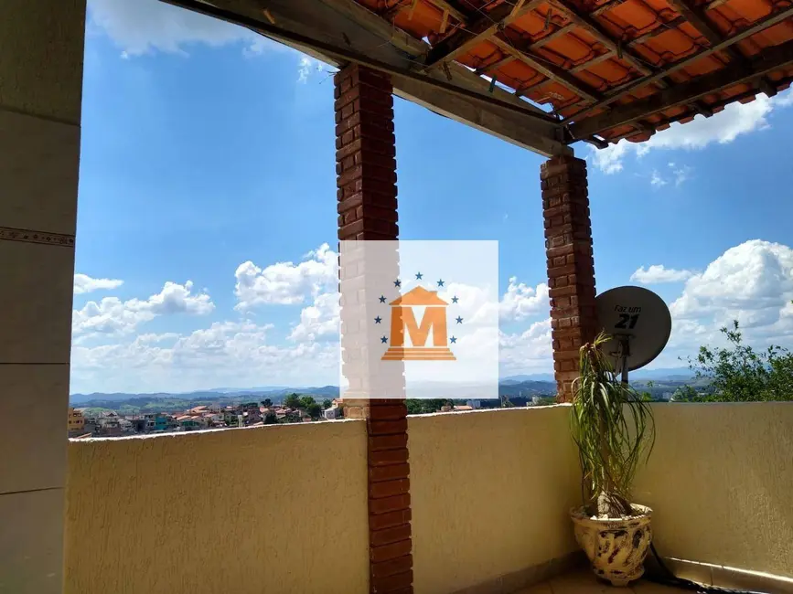 Sobrado com 2 quartos à venda, 243m2 em Parque Santo Antônio, Jacarei - SP - imagem 9 Foto 9 de Sobrado com 2 quartos à venda, 243m2 em Parque Santo Antônio, Jacarei - SP