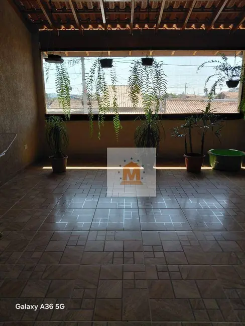 Sobrado com 3 quartos à venda, 125m2 em Vila Ita, Jacarei - SP - imagem 8 Foto 8 de Sobrado com 3 quartos à venda, 125m2 em Vila Ita, Jacarei - SP