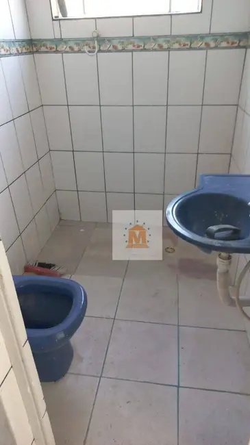 Foto 5 de Casa com 1 quarto à venda, 151m2 em Jardim Califórnia, Jacarei - SP