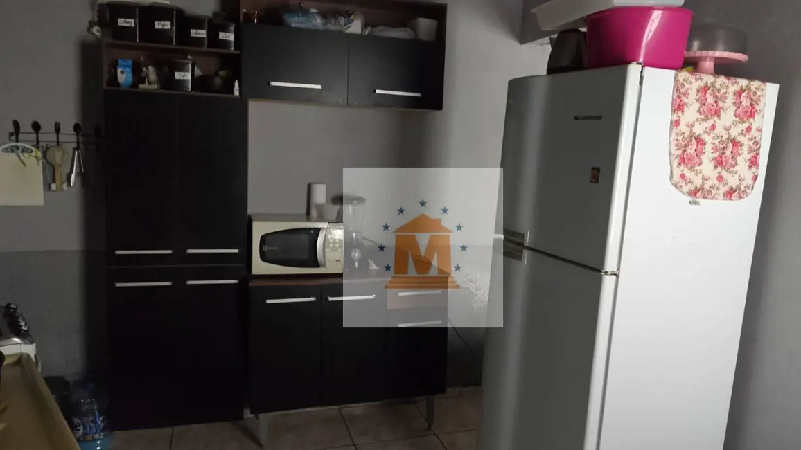 Foto 2 de Casa com 3 quartos à venda, 204m2 em Conjunto São Benedito, Jacarei - SP