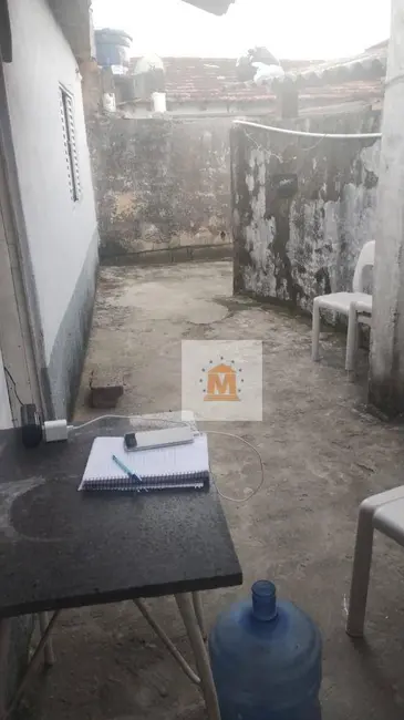 Foto 5 de Casa com 3 quartos à venda, 204m2 em Conjunto São Benedito, Jacarei - SP