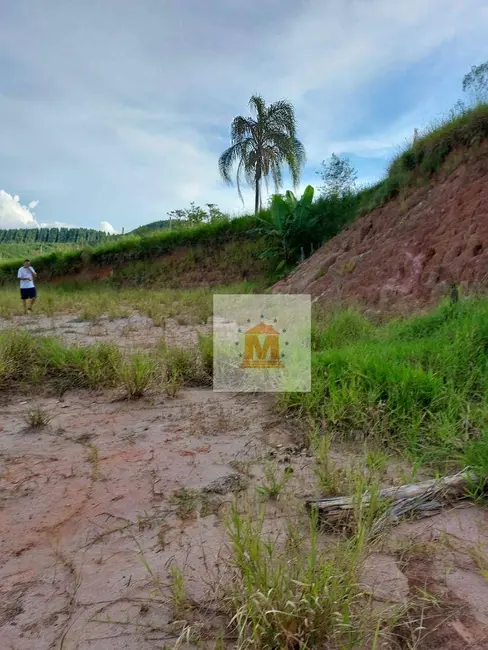 Terreno / Lote à venda, 1300m2 em Paraibuna - SP - imagem 8 Foto 8 de Terreno / Lote à venda, 1300m2 em Paraibuna - SP