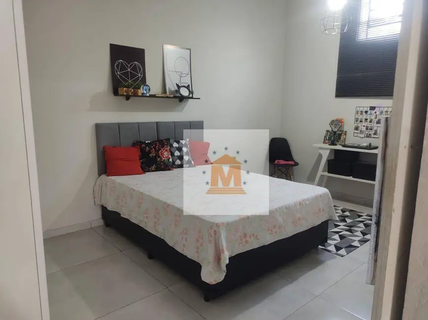 Foto 1 de Casa com 2 quartos à venda, 225m2 em Jardim Santo Antônio da Boa Vista, Jacarei - SP