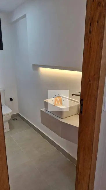 Sobrado com 3 quartos à venda, 260m2 em Sao Jose Dos Campos - SP - imagem 9 Foto 9 de Sobrado com 3 quartos à venda, 260m2 em Sao Jose Dos Campos - SP