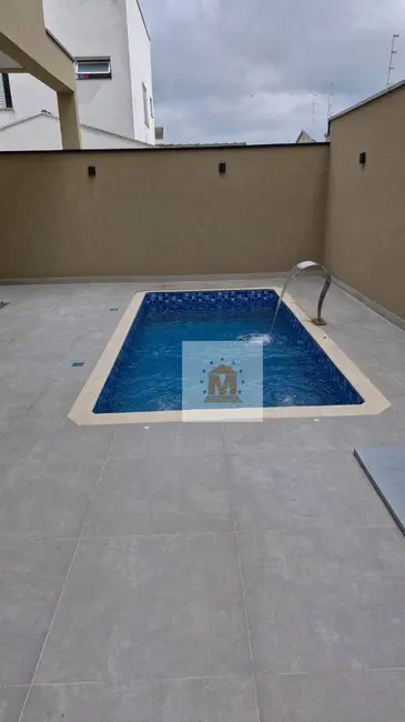 Sobrado com 3 quartos à venda, 260m2 em Sao Jose Dos Campos - SP - imagem 4 Foto 4 de Sobrado com 3 quartos à venda, 260m2 em Sao Jose Dos Campos - SP