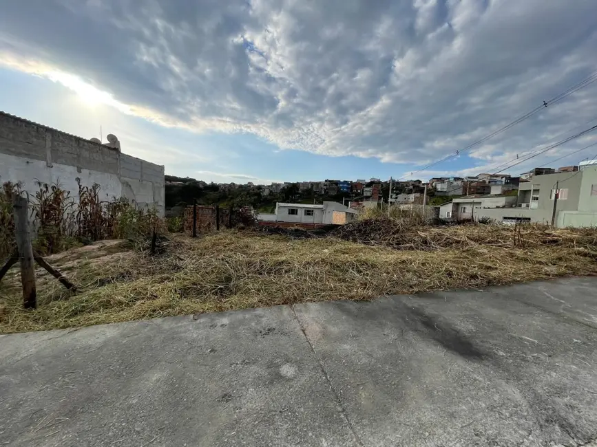 Foto 1 de Terreno / Lote à venda, 165m2 em Jardim do Marquês, Jacarei - SP