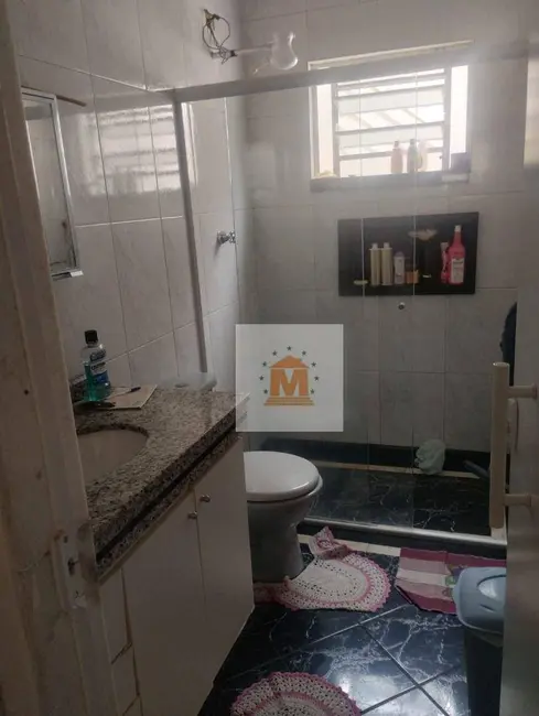 Foto 3 de Sobrado com 3 quartos à venda, 162m2 em Parque dos Príncipes, Jacarei - SP