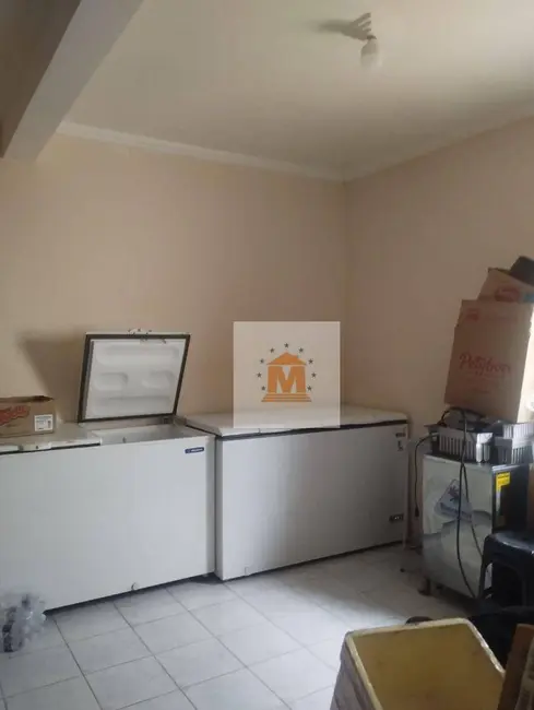 Foto 2 de Sobrado com 3 quartos à venda, 162m2 em Parque dos Príncipes, Jacarei - SP