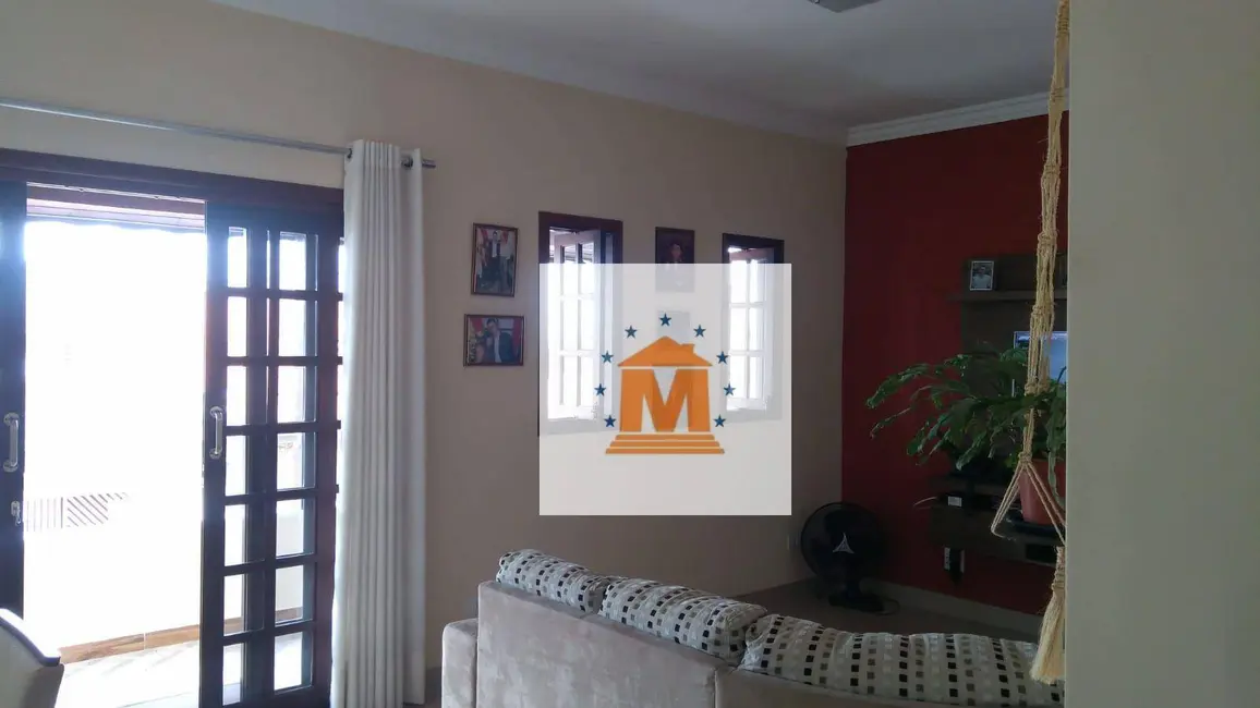 Foto 1 de Sobrado com 3 quartos à venda, 250m2 em Jardim Terras de São João, Jacarei - SP
