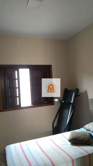 Foto 7 de Sobrado com 3 quartos à venda, 250m2 em Jardim Terras de São João, Jacarei - SP