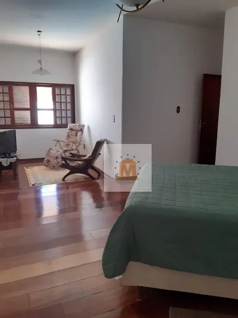 Foto 7 de Casa com 4 quartos à venda, 553m2 em Vila Santos, Cacapava - SP