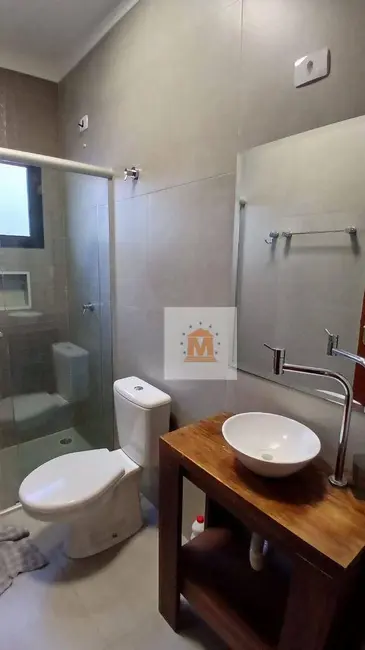 Foto 2 de Casa com 3 quartos à venda, 187m2 em Jardim Altos de Santana II, Jacarei - SP