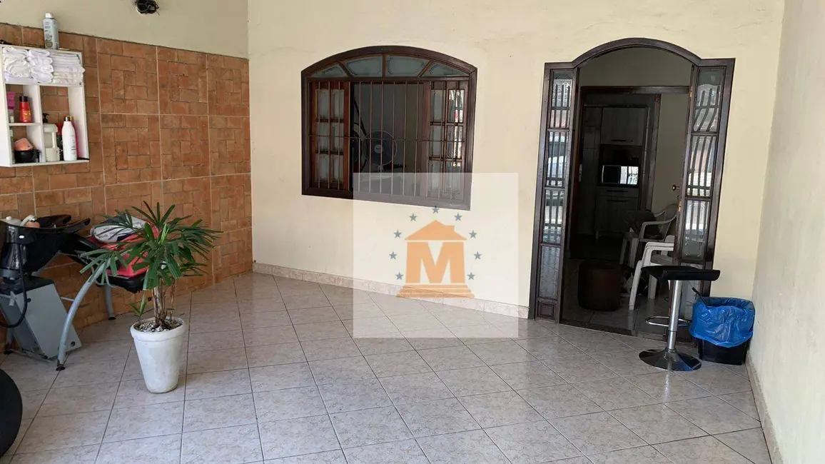 Foto 2 de Casa com 2 quartos à venda, 116m2 em Centro, Jacarei - SP