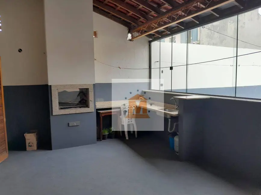 Foto 2 de Sobrado com 2 quartos à venda, 175m2 em Residencial Parque dos Sinos, Jacarei - SP