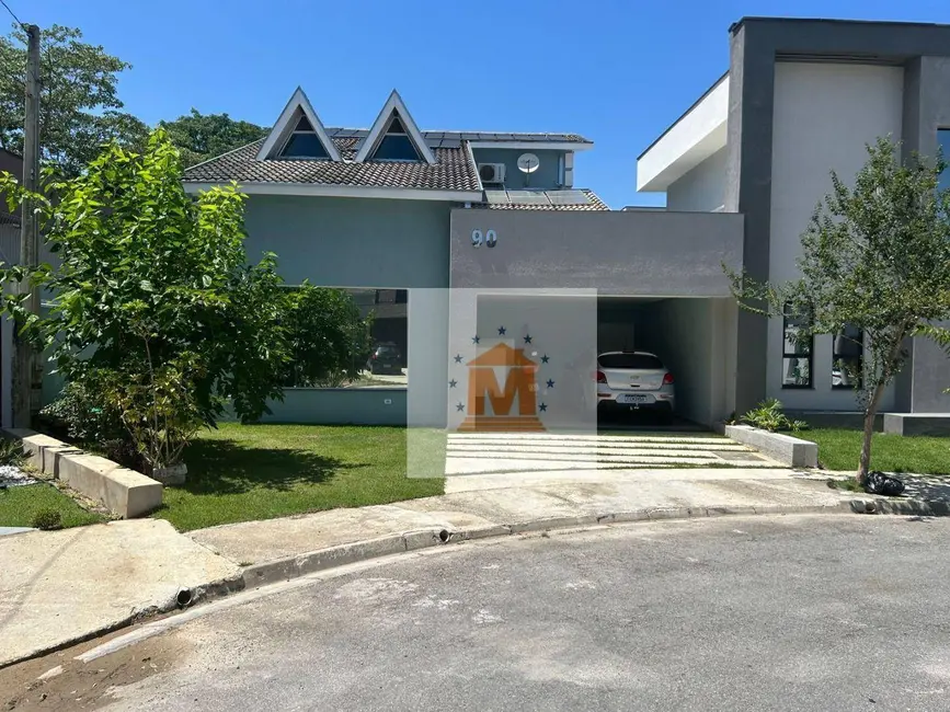 Foto 2 de Sobrado com 3 quartos à venda, 231m2 em Jardim Jacinto, Jacarei - SP