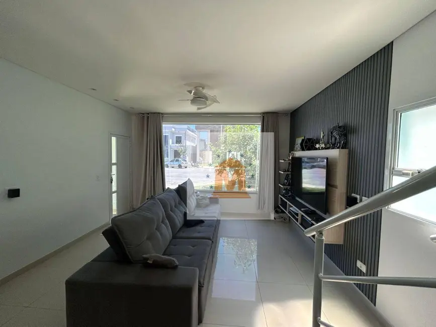 Foto 7 de Sobrado com 3 quartos à venda, 231m2 em Jardim Jacinto, Jacarei - SP