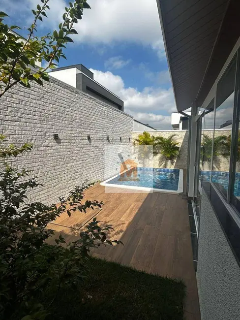 Foto 5 de Sobrado com 3 quartos à venda, 231m2 em Jardim Jacinto, Jacarei - SP