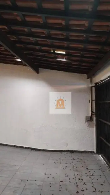 Foto 3 de Casa com 2 quartos à venda, 300m2 em Jardim Flórida, Jacarei - SP