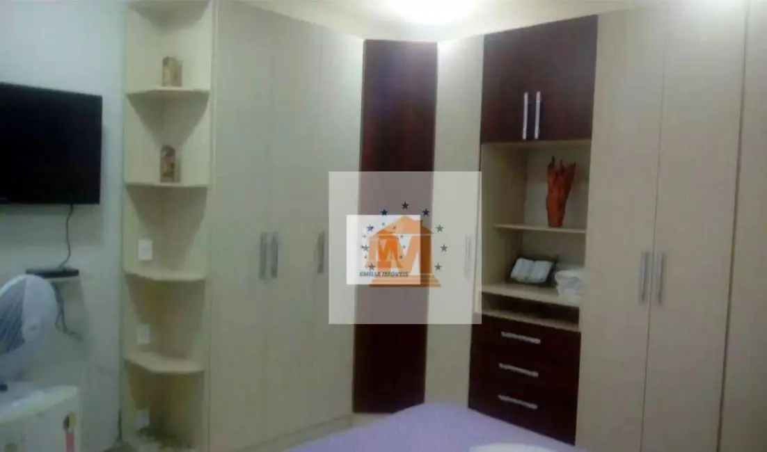 Sobrado com 3 quartos à venda, 275m2 em Jacarei - SP - imagem 2 Foto 2 de Sobrado com 3 quartos à venda, 275m2 em Jacarei - SP