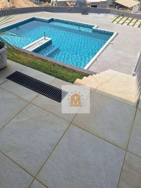 Foto 4 de Sobrado com 3 quartos à venda, 1980m2 em Condomínio Parque Vale dos Lagos, Jacarei - SP