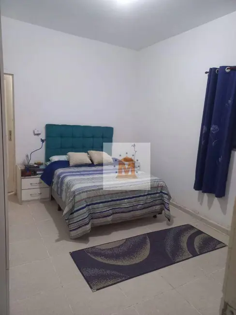 Foto 3 de Casa com 2 quartos à venda, 150m2 em Vila Zezé, Jacarei - SP