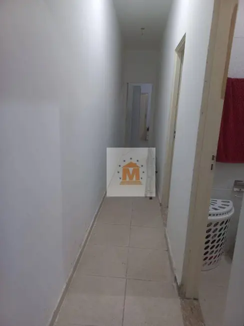 Foto 5 de Casa com 2 quartos à venda, 150m2 em Vila Zezé, Jacarei - SP