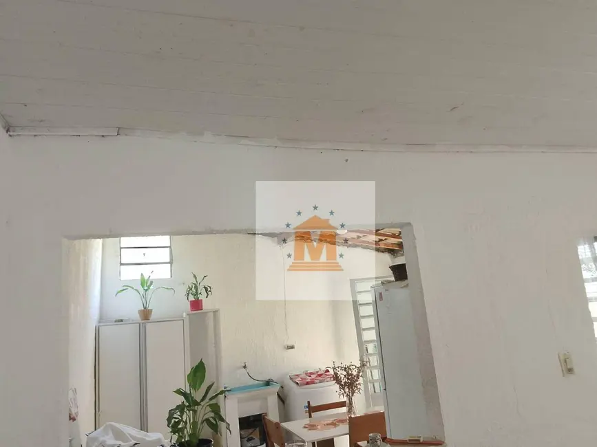 Foto 4 de Casa com 2 quartos à venda, 190m2 em Vila Formosa, Jacarei - SP