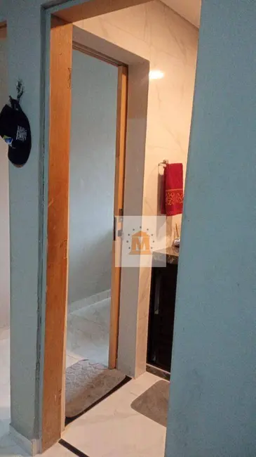 Foto 6 de Sobrado com 1 quarto à venda, 75m2 em Jardim do Marquês, Jacarei - SP