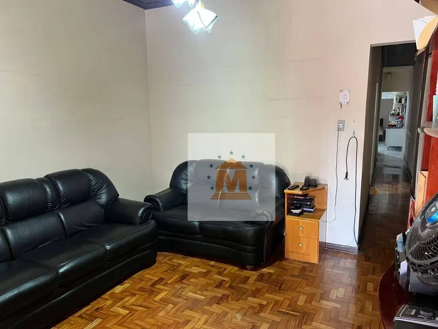 Foto 1 de Casa com 4 quartos à venda, 150m2 em Jardim Esper, Jacarei - SP