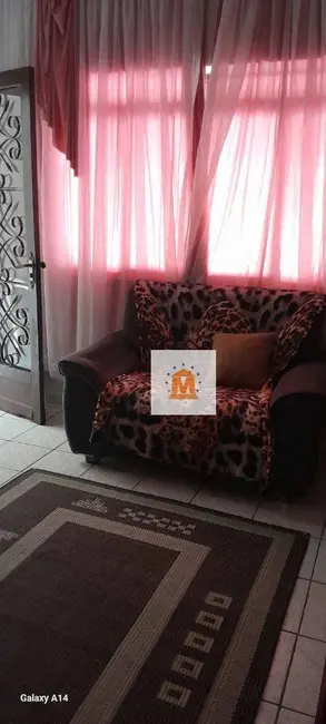 Foto 2 de Sobrado com 4 quartos à venda, 150m2 em Jardim Santa Maria, Jacarei - SP