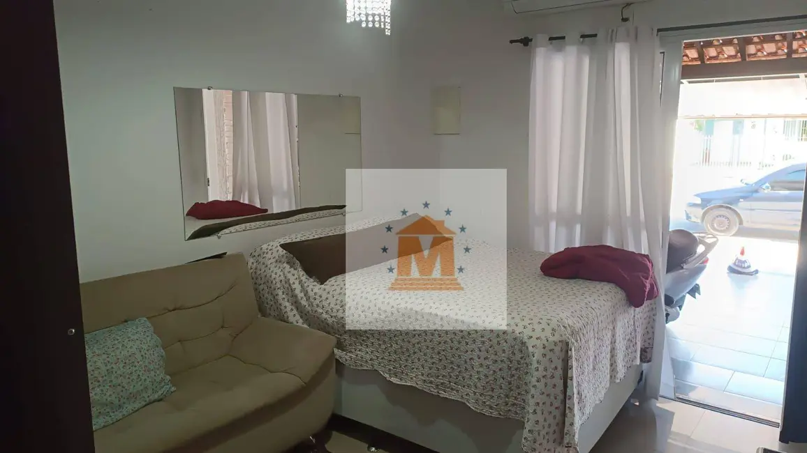 Foto 3 de Casa com 2 quartos à venda, 112m2 em Jardim Santa Maria, Jacarei - SP