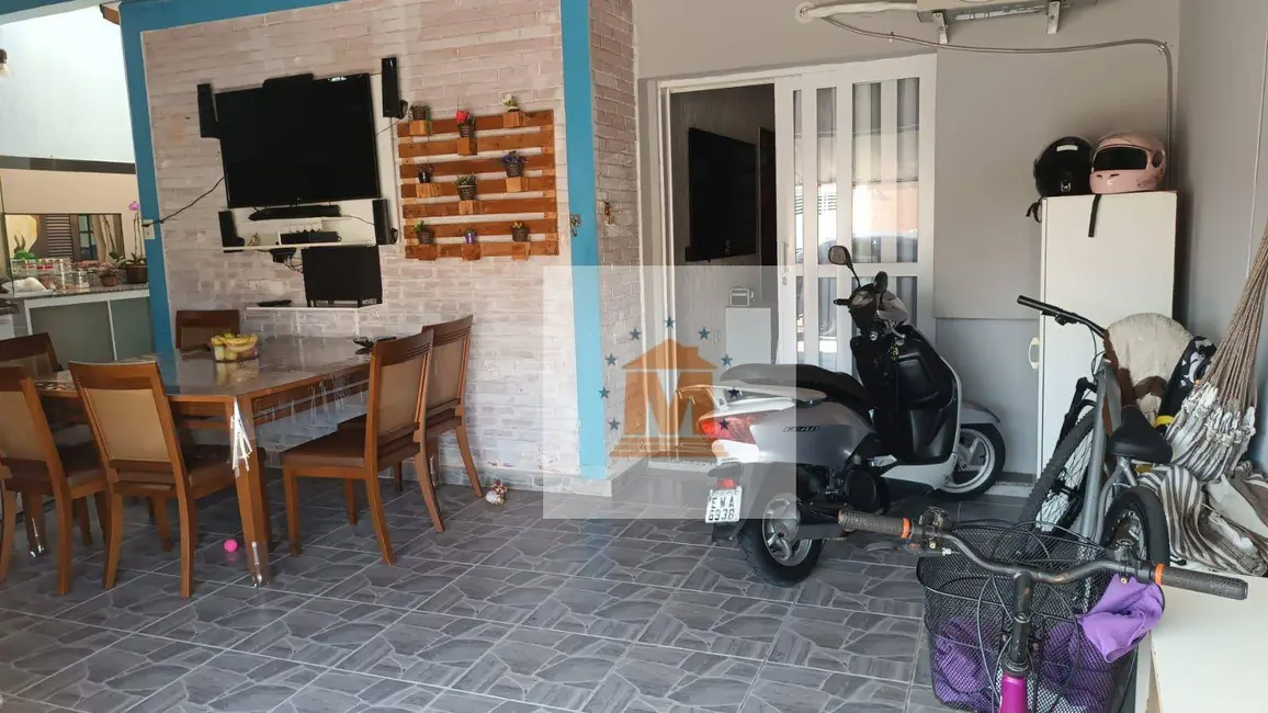 Foto 2 de Casa com 2 quartos à venda, 112m2 em Jardim Santa Maria, Jacarei - SP